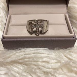 Cross ring